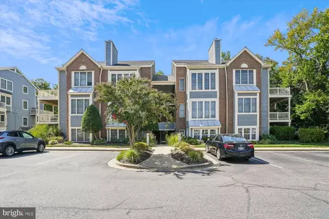2708 Summerview Way #303, Annapolis, MD 21401