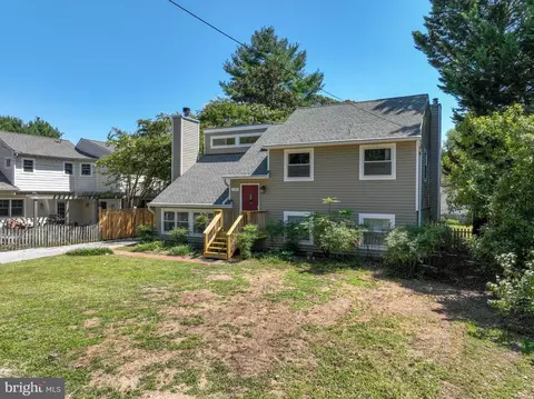 1143 Riverview Dr, Annapolis, MD 21409