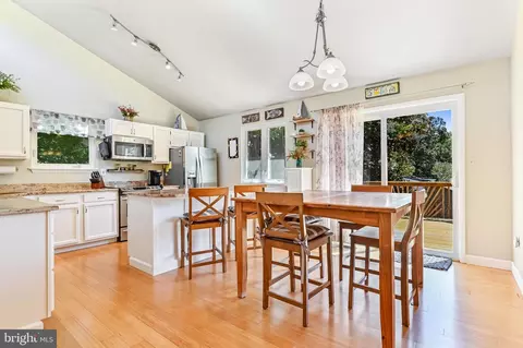 1143 Riverview Dr, Annapolis, MD 21409 photo 4