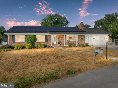 1757 Belle Ct, Millersville, MD 21108
