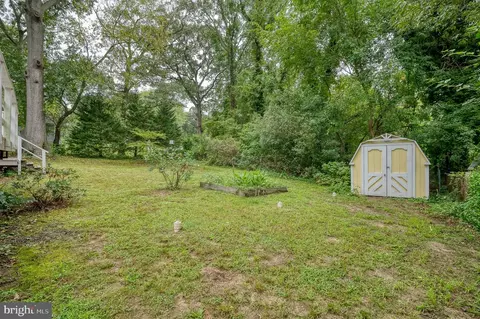 557 Sunset Knoll Rd, Pasadena, MD 21122 photo 44