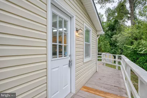 557 Sunset Knoll Rd, Pasadena, MD 21122 photo 39