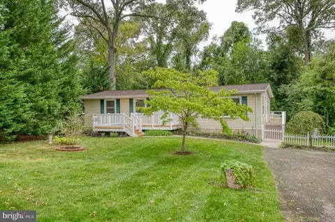 557 Sunset Knoll Rd, Pasadena, MD 21122 photo 41