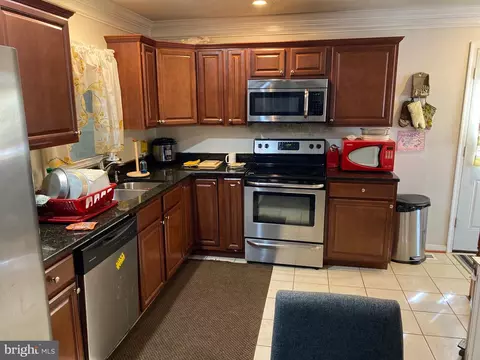 331 S Marganza S, Laurel, MD 20724 photo 4