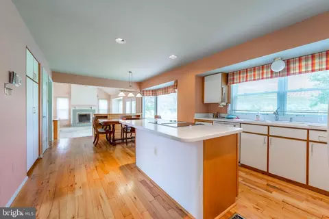 Kitchen - 1865 Cherry Rd, Annapolis, MD 21409 photo 1 of 2