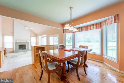 Dining - 1865 Cherry Rd, Annapolis, MD 21409 photo 1 of 2
