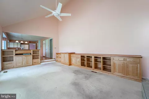 Living - 1865 Cherry Rd, Annapolis, MD 21409 photo 6 of 7