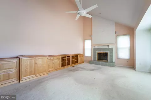 Living - 1865 Cherry Rd, Annapolis, MD 21409 photo 5 of 7