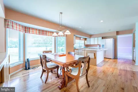 Dining - 1865 Cherry Rd, Annapolis, MD 21409 photo 2 of 2