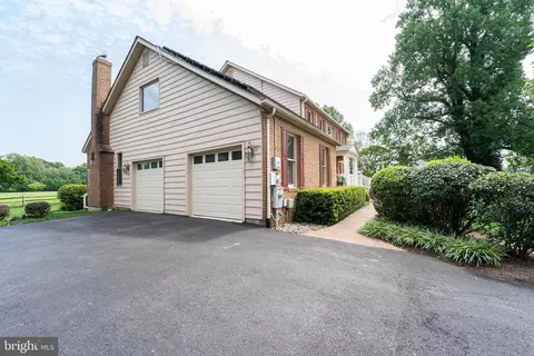 Exterior - 1865 Cherry Rd, Annapolis, MD 21409 photo 6 of 6