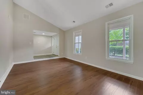 Living - 1410 Ormsby Pl, Crofton, MD 21114 photo 2 of 4