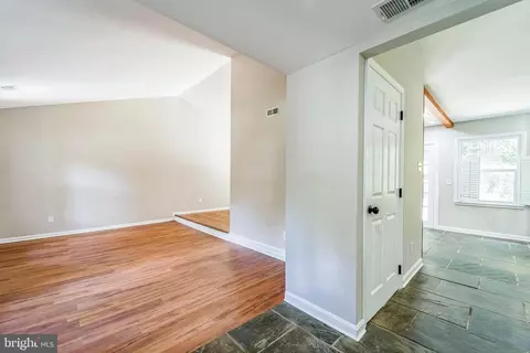 Entry Way - 1410 Ormsby Pl, Crofton, MD 21114 photo 3 of 10