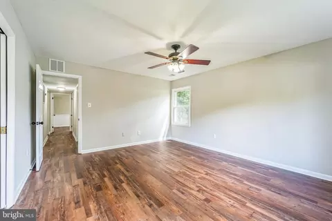 Entry Way - 1410 Ormsby Pl, Crofton, MD 21114 photo 6 of 10