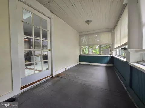 8453 Garden Rd, Pasadena, MD 21122 photo 12