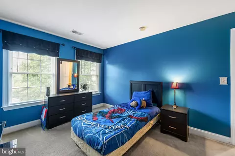 Bedroom - 7983 Long Hill Rd, Pasadena, MD 21122 photo 3 of 5