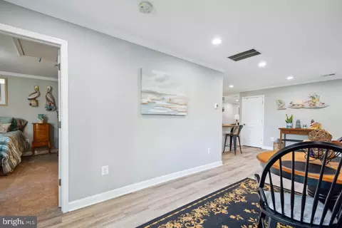 Entry Way - 724 Shore Dr, Edgewater, MD 21037 photo 2 of 2