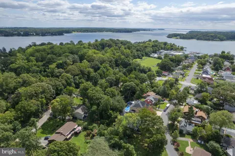 View/Area - 724 Shore Dr, Edgewater, MD 21037 photo 8 of 14