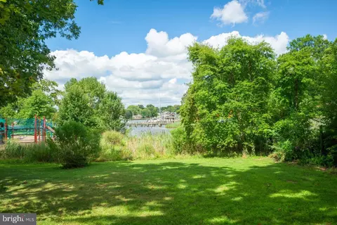 Other - 724 Shore Dr, Edgewater, MD 21037 photo 6 of 15
