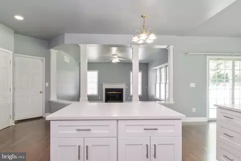 15 Johnson Rd, Pasadena, MD 21122 photo 19