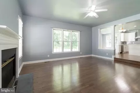 15 Johnson Rd, Pasadena, MD 21122 photo 16