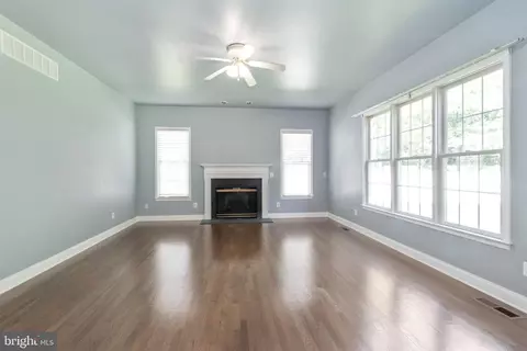 15 Johnson Rd, Pasadena, MD 21122 photo 15