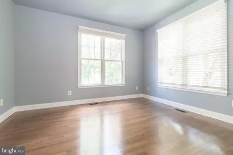 15 Johnson Rd, Pasadena, MD 21122 photo 11