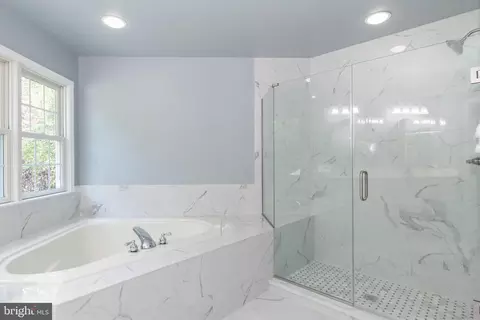 15 Johnson Rd, Pasadena, MD 21122 photo 30