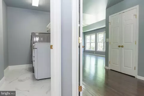 15 Johnson Rd, Pasadena, MD 21122 photo 23