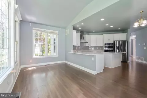 15 Johnson Rd, Pasadena, MD 21122 photo 22