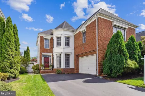 709 Crisfield Way, Annapolis, MD 21401
