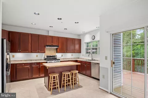 2316 Bellow Ct, Crofton, MD 21114 photo 7