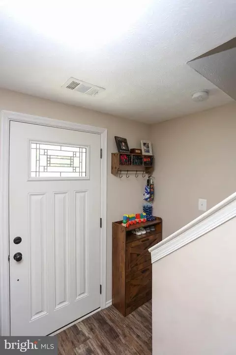 Entry Way - 3566 Brickwall Ln, Pasadena, MD 21122 photo 4 of 4