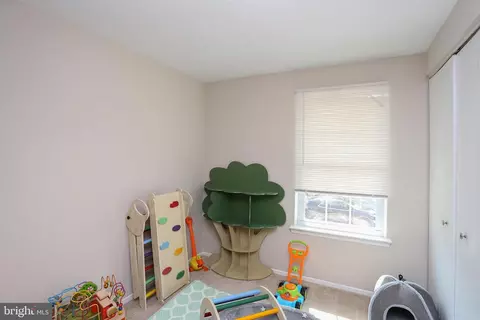 Bedroom - 3566 Brickwall Ln, Pasadena, MD 21122 photo 5 of 5