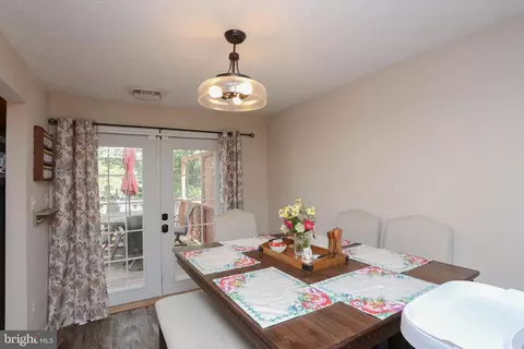 Dining - 3566 Brickwall Ln, Pasadena, MD 21122 photo 1 of 1
