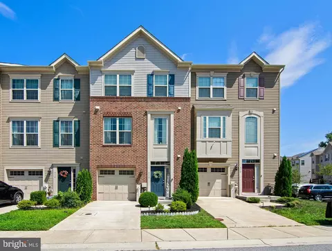 612 Shore Forest Dr, Glen Burnie, MD 21060