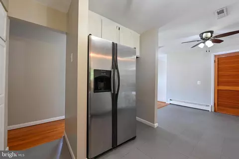 1501 Warfield Rd, Edgewater, MD 21037 photo 10