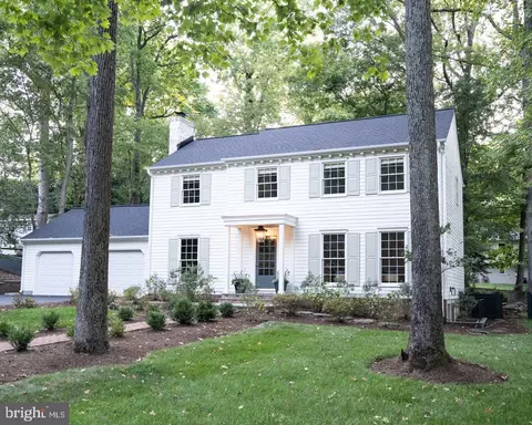 3126 Starboard Dr, Annapolis, MD 21403