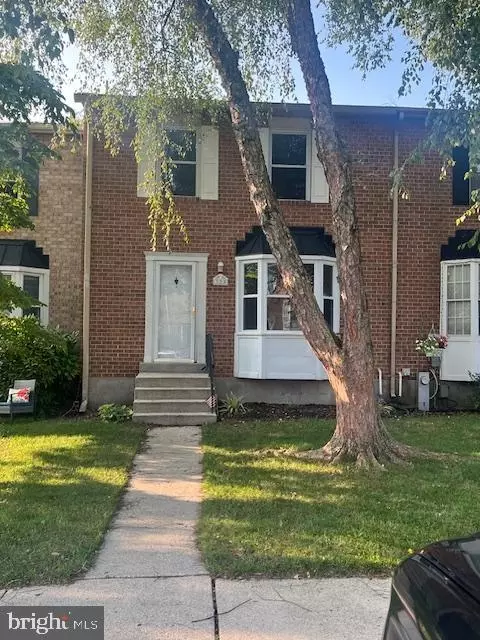 325 Cool Breeze Ct, Pasadena, MD 21122