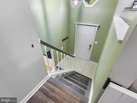 7704 Lake Cir, Pasadena, MD 21122 photo 40