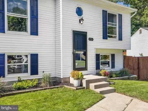 7704 Lake Cir, Pasadena, MD 21122 photo 39