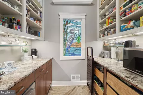 1316 Edna Rd, Pasadena, MD 21122 photo 16