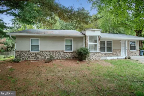 7837 Metacomet Rd, Hanover, MD 21076 photo 1