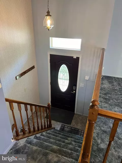 1438 Boulder Ln, Hanover, MD 21076 photo 2