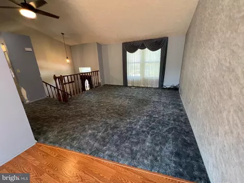 1438 Boulder Ln, Hanover, MD 21076 photo 3
