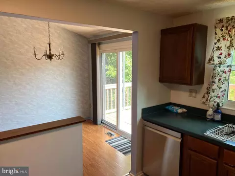 1438 Boulder Ln, Hanover, MD 21076 photo 8