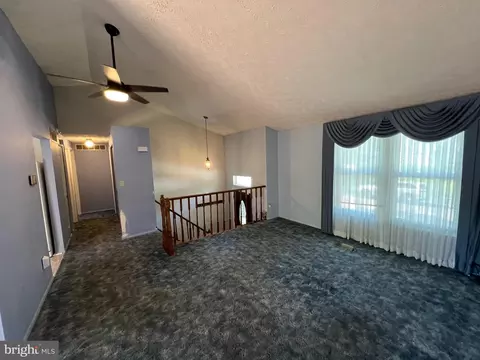 1438 Boulder Ln, Hanover, MD 21076 photo 4