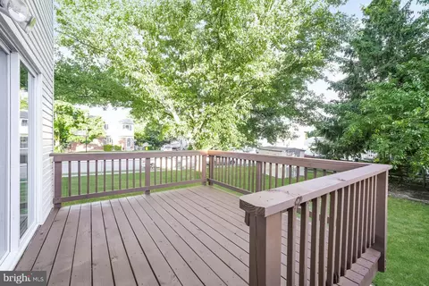 823 220th St, Pasadena, MD 21122 photo 14