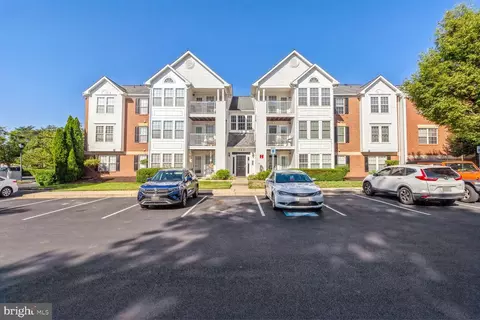705 Harvest Run Dr #304, Odenton, MD 21113