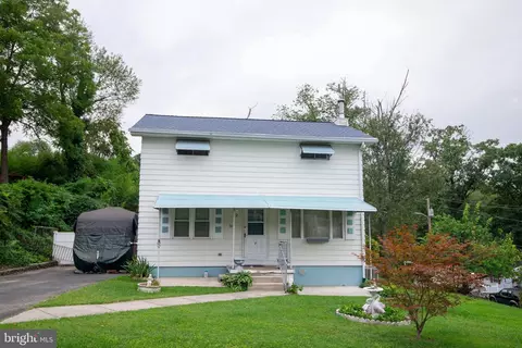 2 Chain O Hills Rd, Glen Burnie, MD 21060