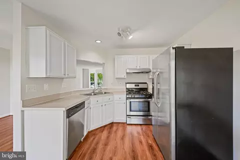 Kitchen - 2007 Compton Ct #158, Annapolis, MD 21401 photo 3 of 3